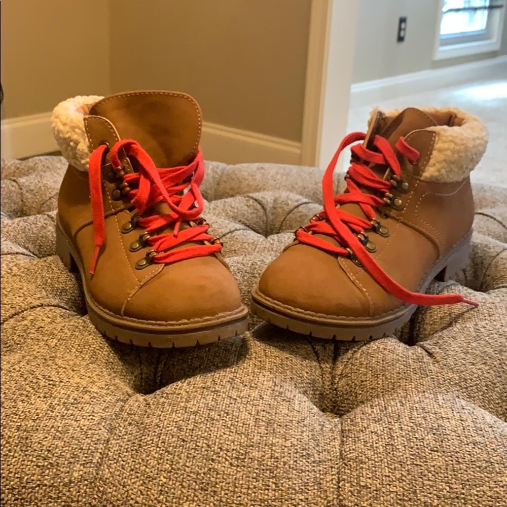 Women’s Boots